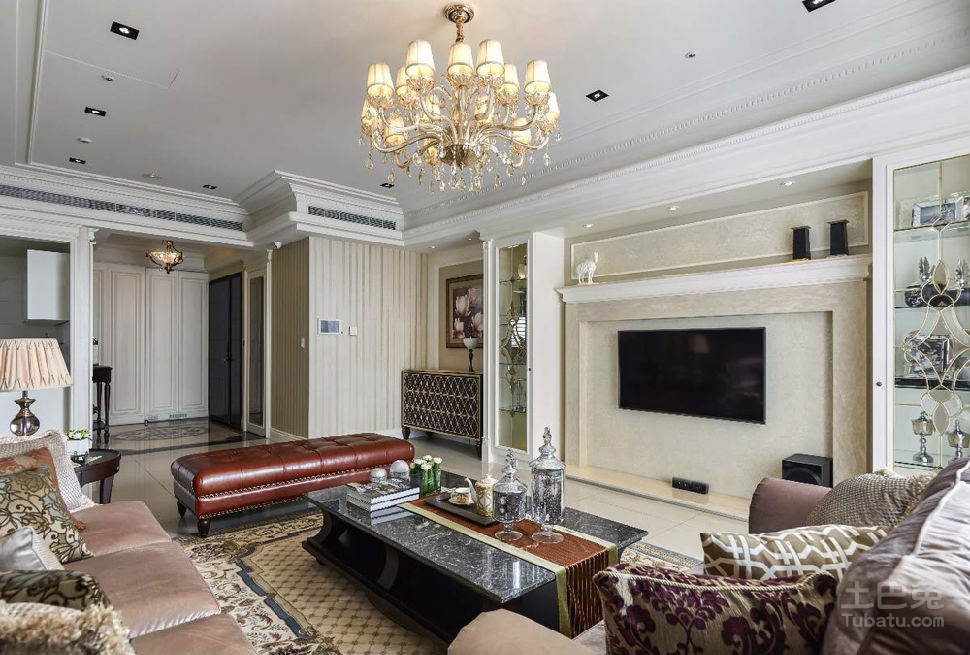 內斂質韻新古典宅